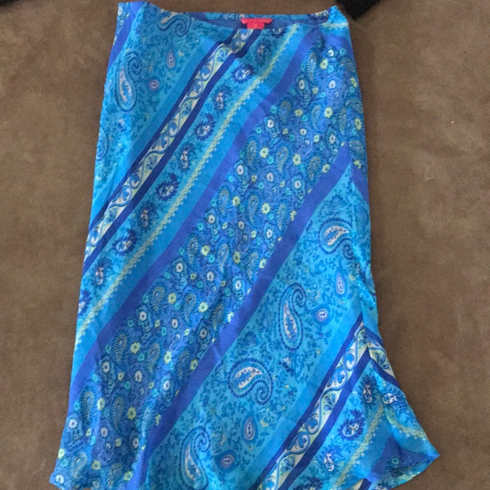 Silk trumpet skirt